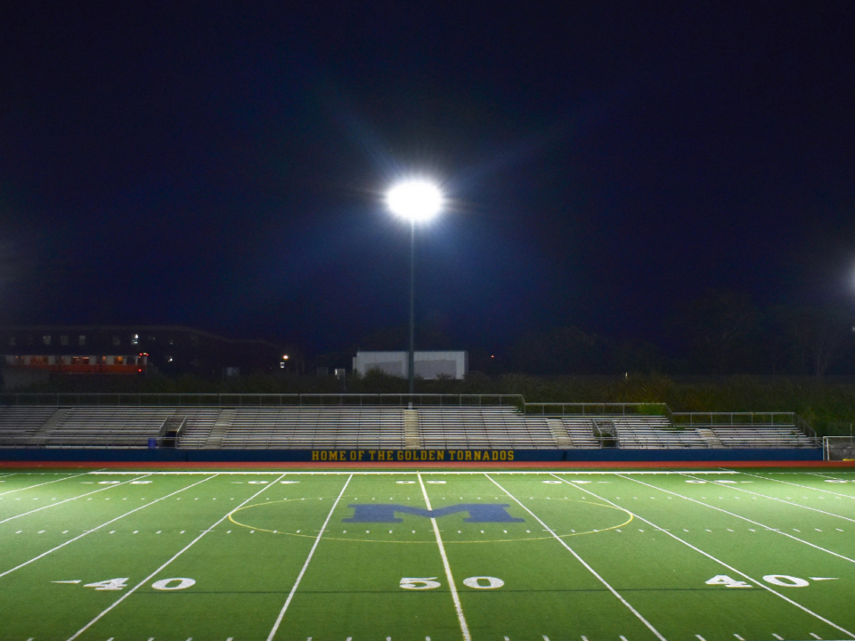 LED sports lighting with smart controls